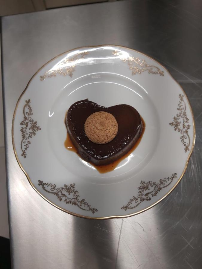 Moon Garden Villa Mongardino ภายนอก รูปภาพ