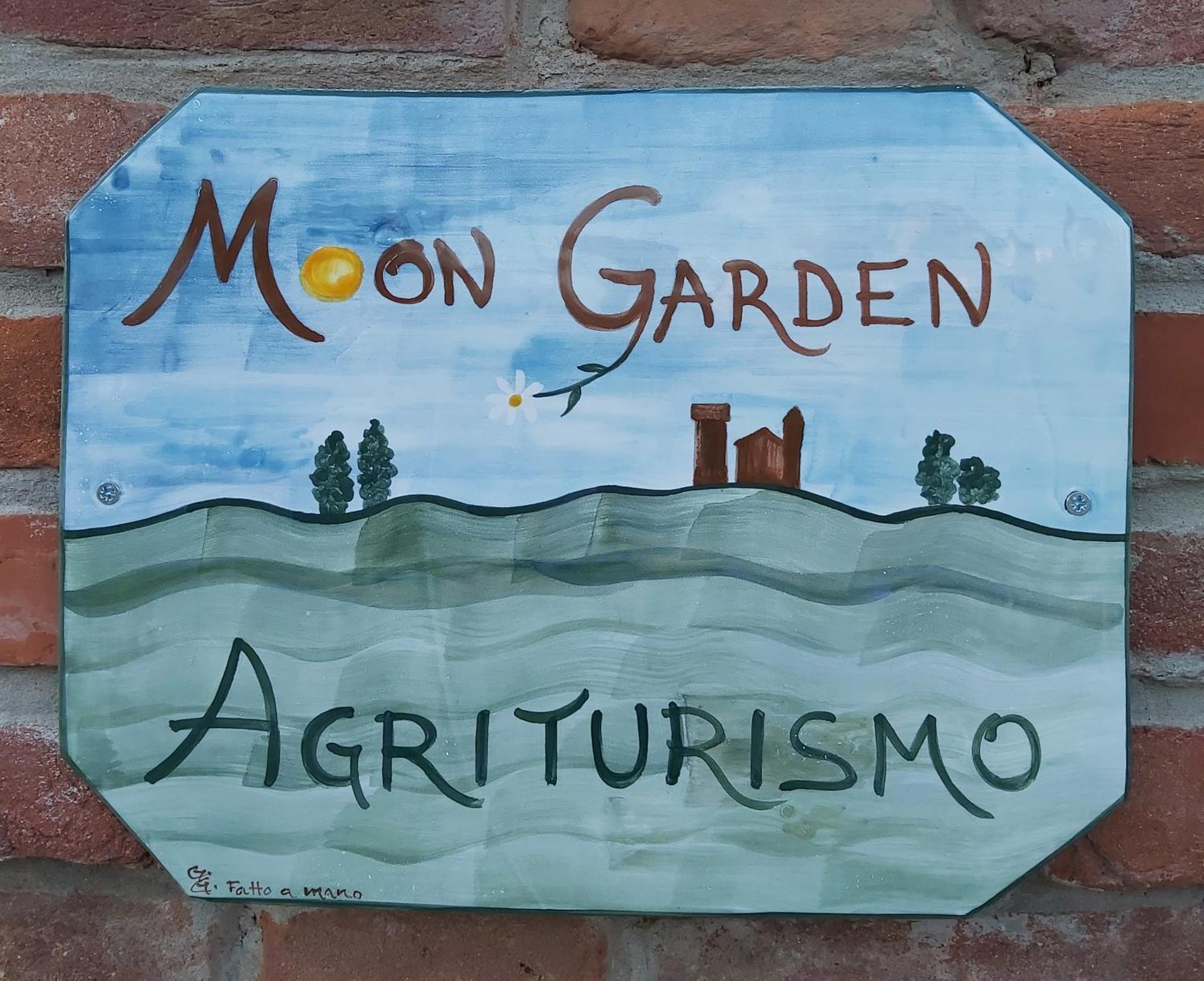 Moon Garden Villa Mongardino ภายนอก รูปภาพ